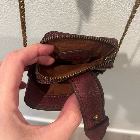 EUC Fossil Lanier crossbody phone bag - Picture 8 of 12